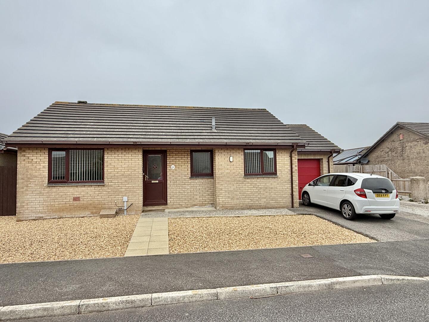 2 bed property in Merritts Way, Redruth